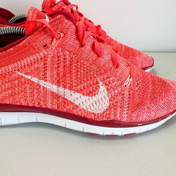Nike Free TR Flyknit Womens Shoes Sneakers Size US 9 Orange Red Runners Jogging - Picture 3 of 16